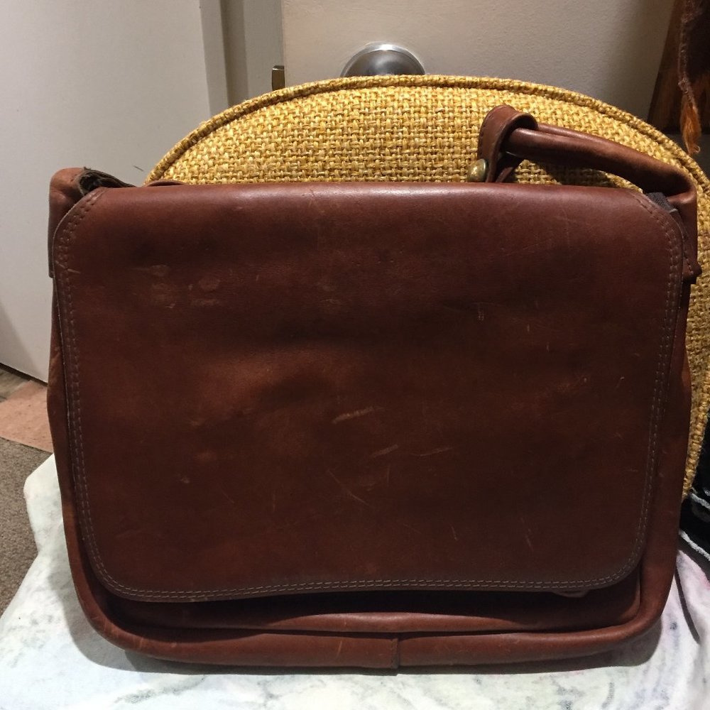 VINTAGE MESSENGER CROWN LEATHER BAGS